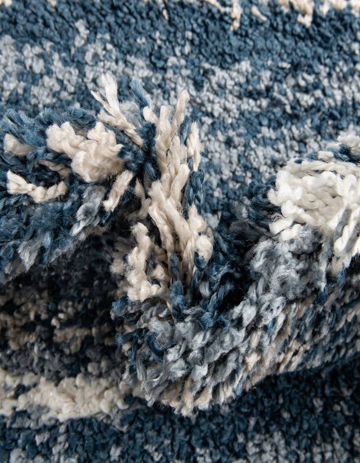 Detail image of  7' 10 x 7' 10 Serenity Shag Square Rug