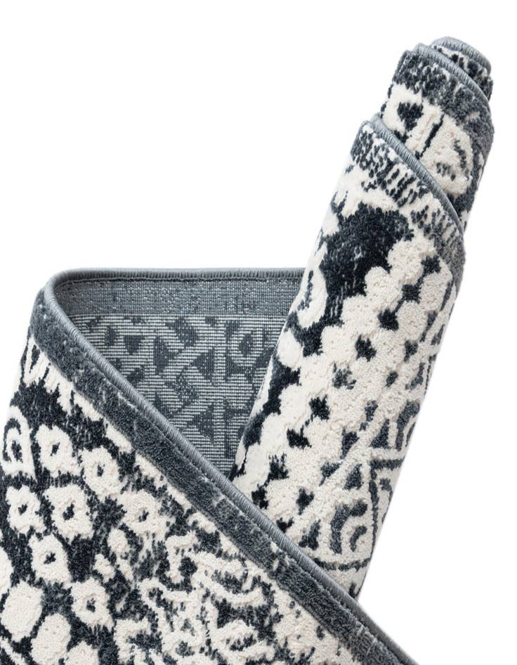 Detail image of Jill Zarin 7' 10 x 7' 10 Uptown Cloisters Square Rug