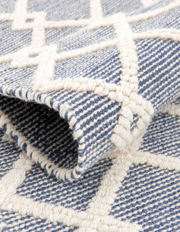 Detail image of  8' x 8'  Hand Knotted Jill Zarin Dorset Square Rug