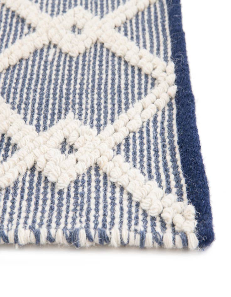 Detail image of  8' x 8'  Hand Knotted Jill Zarin Dorset Square Rug