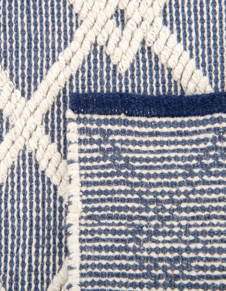 Detail image of  8' x 8'  Hand Knotted Jill Zarin Dorset Square Rug