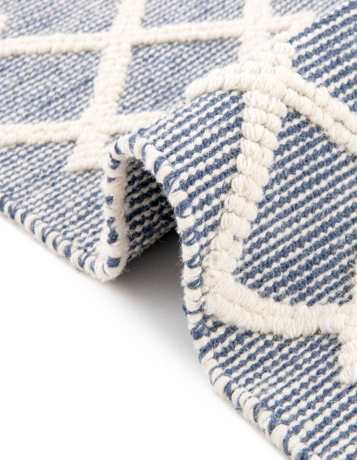 Detail image of  8' x 8'  Hand Knotted Jill Zarin Dorset Square Rug