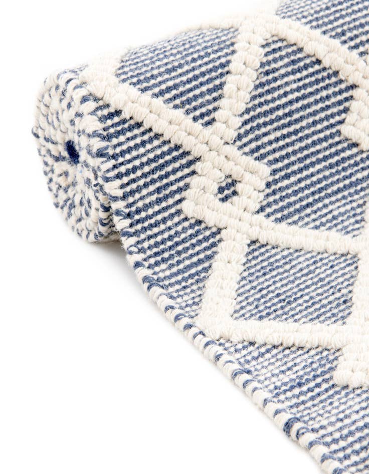 Detail image of  8' x 8'  Hand Knotted Jill Zarin Dorset Square Rug