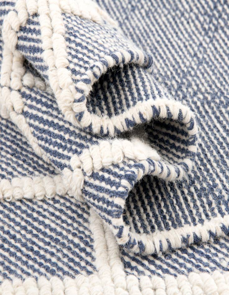 Detail image of  8' x 8'  Hand Knotted Jill Zarin Dorset Square Rug