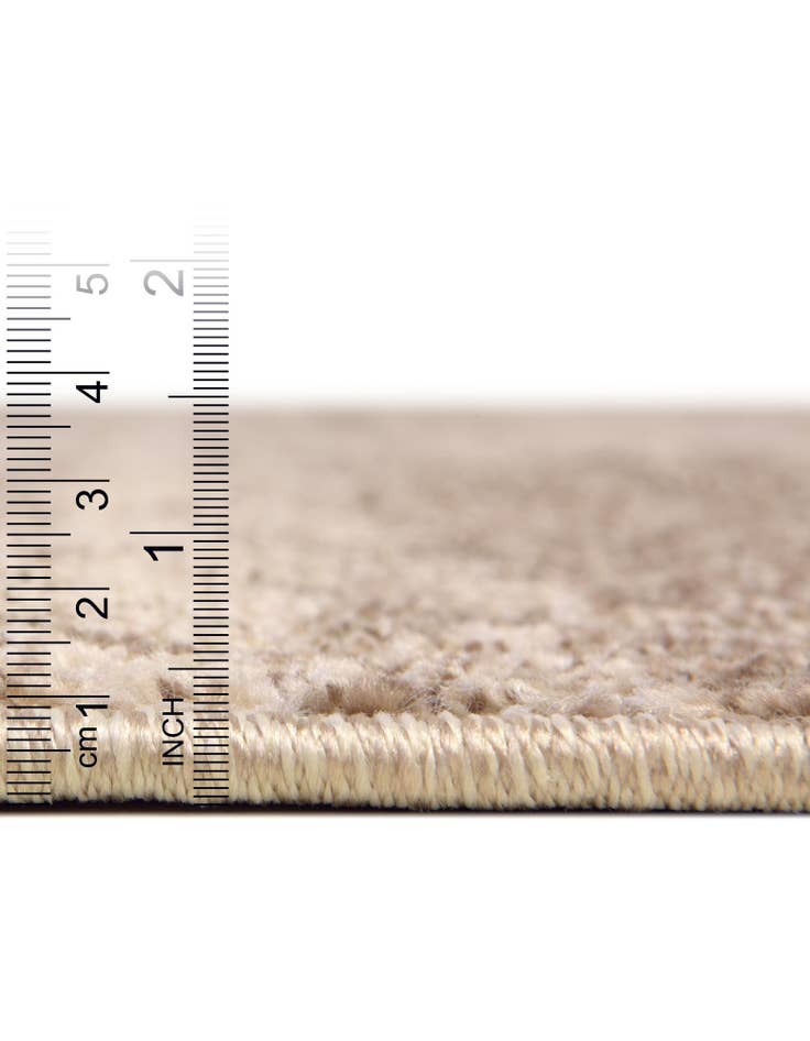 Detail image of  5' x 10' Angelica Runner Rug