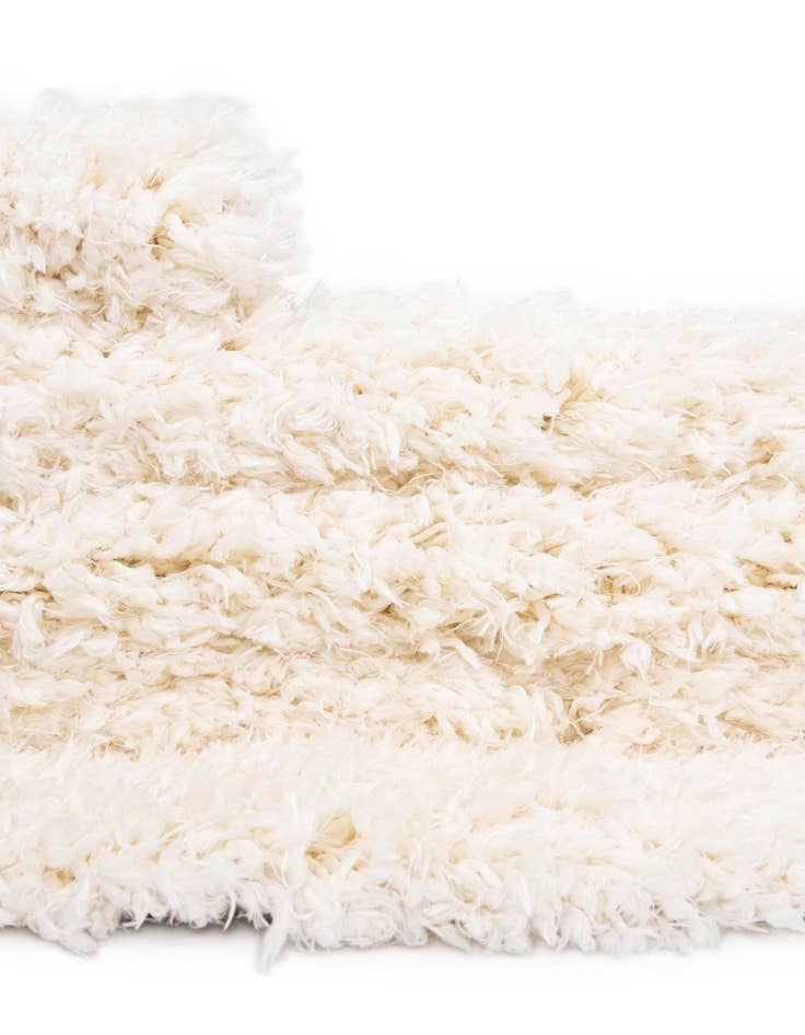 Detail image of  3' 3 x 3' 3 Marilyn Monroe&trade; Shag Round Rug