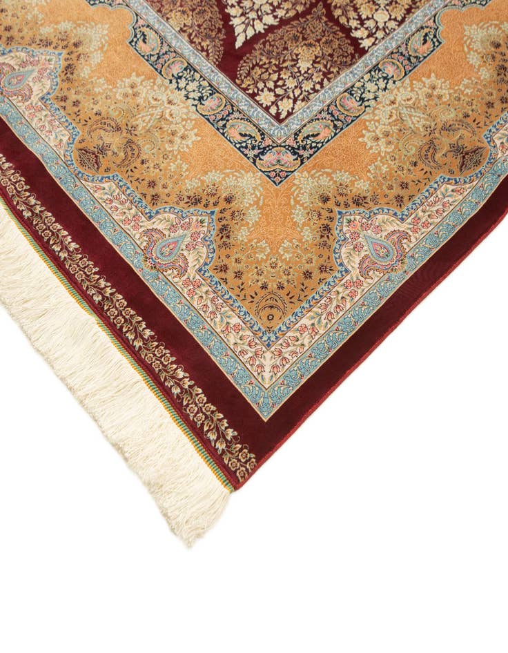 Detail image of  8' x 11' 5 Ghom Design Rug