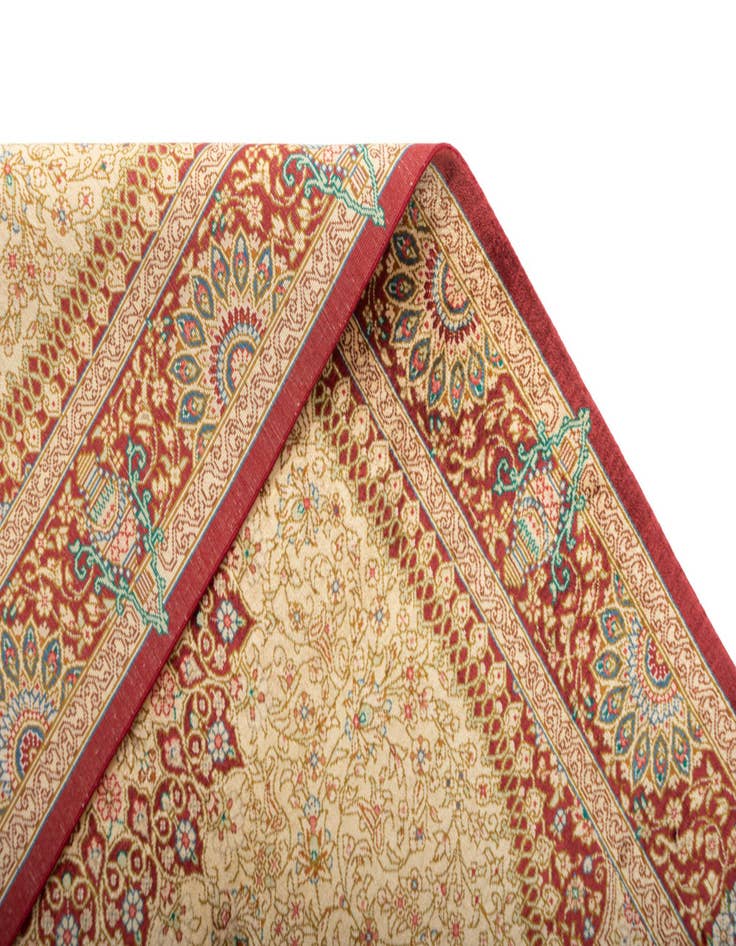 Detail image of  2' 7 x 4' Ghom Silk Rug