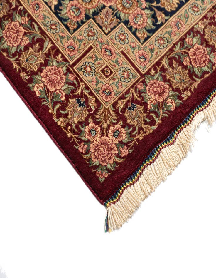 Detail image of  2' 7 x 4' Ghom Silk Rug