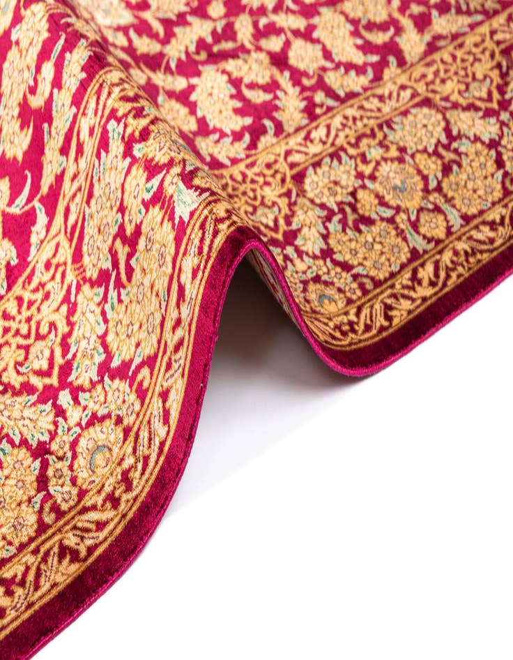 Detail image of  3' 3 x 4' 11 Ghom Silk Rug