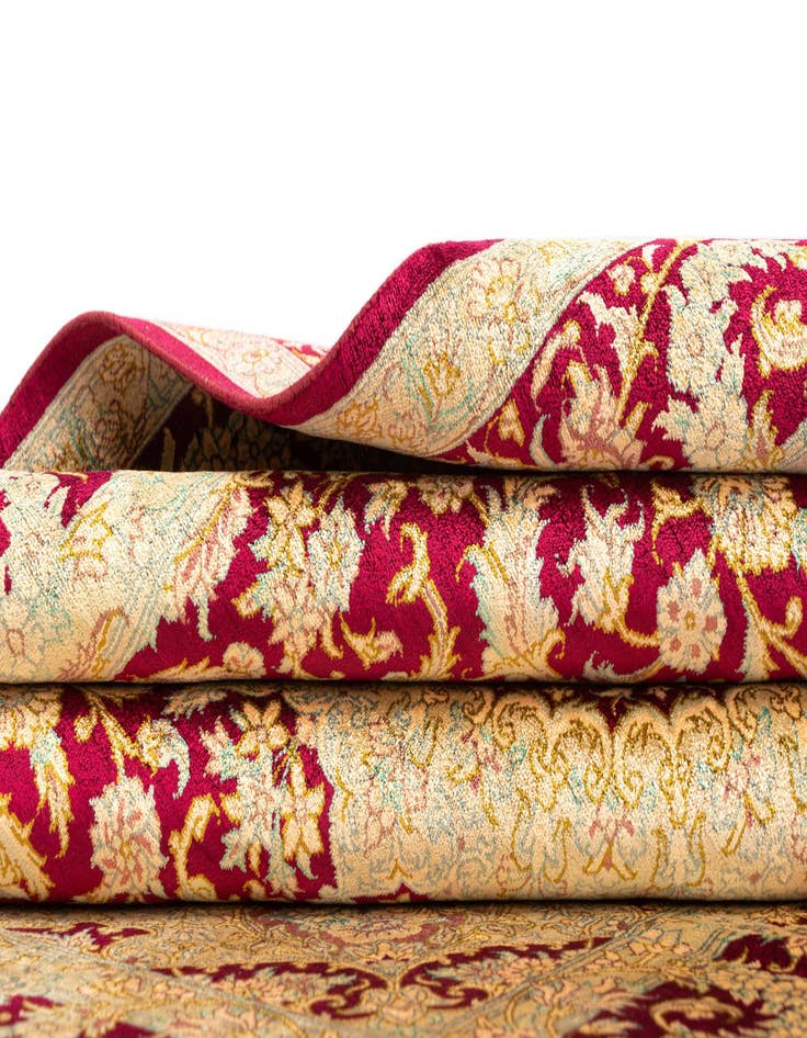 Detail image of  3' 3 x 4' 11 Ghom Silk Rug