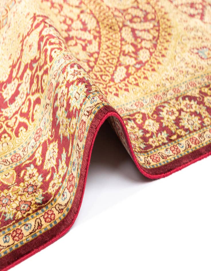 Detail image of  3' 3 x 4' 11 Ghom Silk Rug