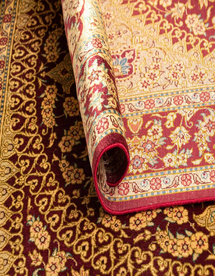 Detail image of  3' 3 x 4' 11 Ghom Silk Rug
