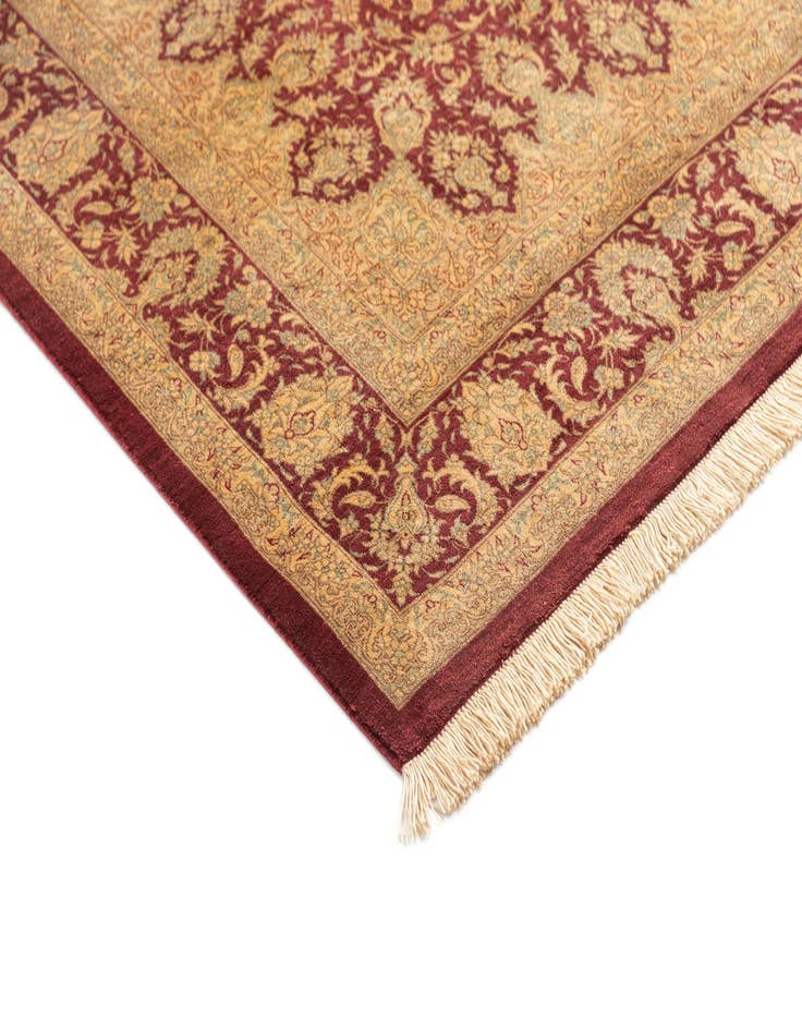 Detail image of  3' 3 x 4' 11 Ghom Silk Rug