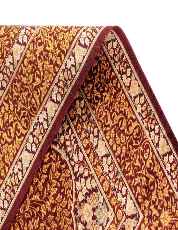 Detail image of  3' 2 x 5' Ghom Silk Rug