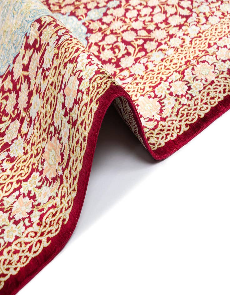 Detail image of  2' 7 x 4' 2 Ghom Silk Rug