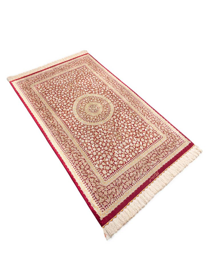 Detail image of  4' 4 x 6' 9 Ghom Silk Rug