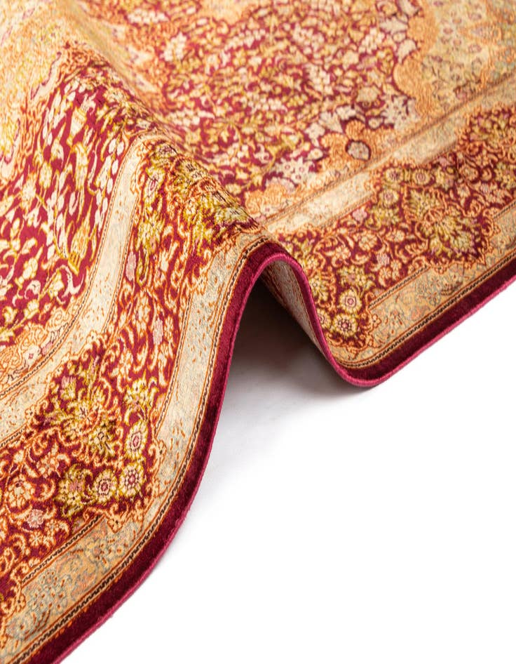 Detail image of  3' 4 x 4' 11 Ghom Silk Rug