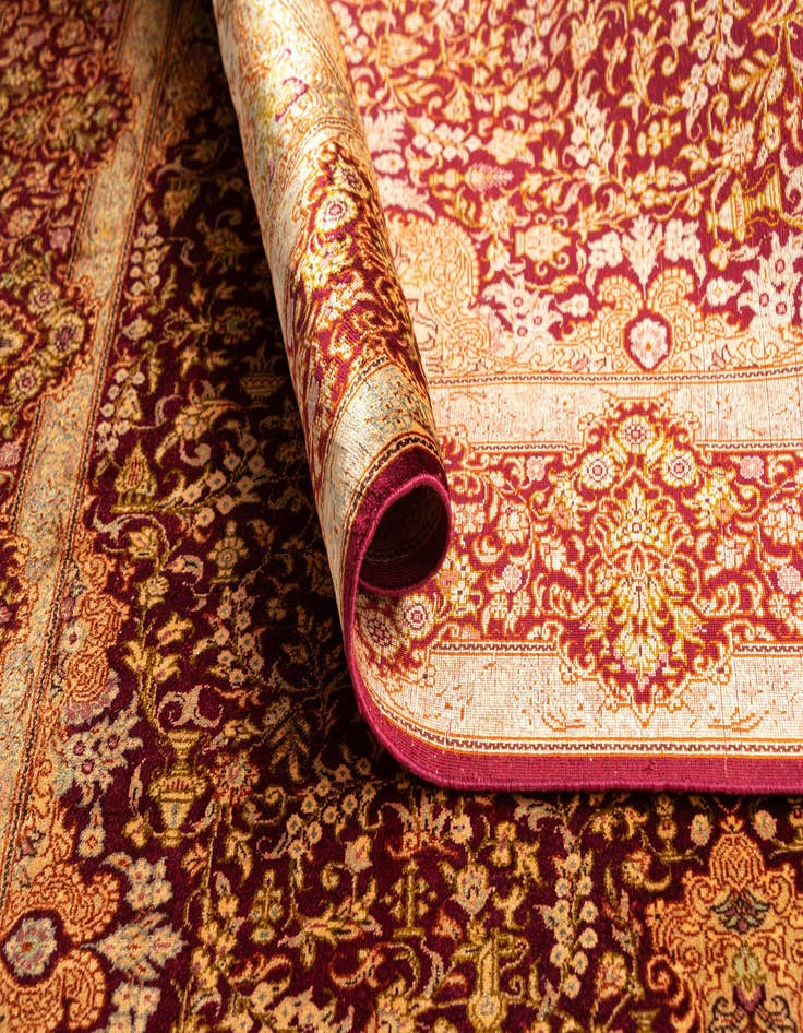 Detail image of  3' 4 x 4' 11 Ghom Silk Rug