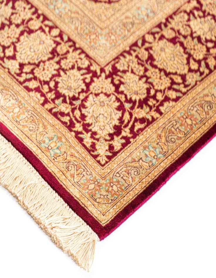 Detail image of  4' 4 x 6' 5 Ghom Silk Rug