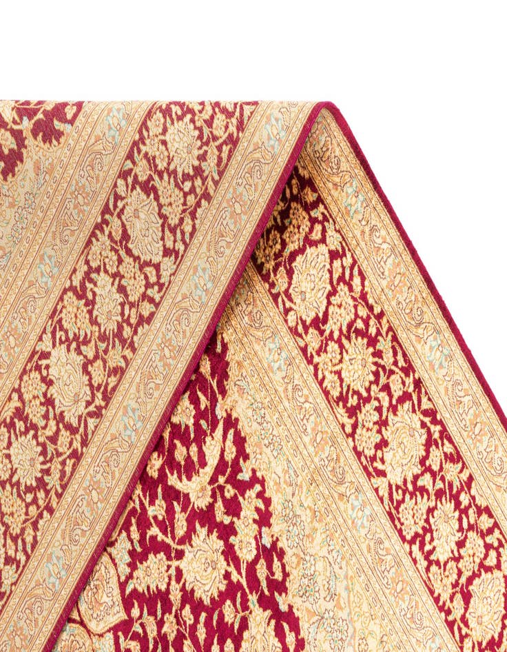 Detail image of  4' 4 x 6' 5 Ghom Silk Rug