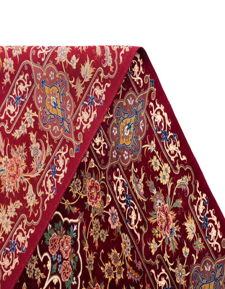 Detail image of  6' 7 x 6' 9 Ghom Silk Square Rug