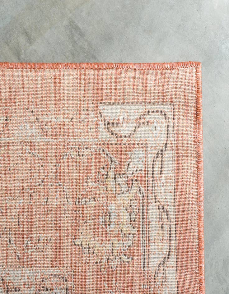 Detail image of  5' x 8' Dahlia Rug