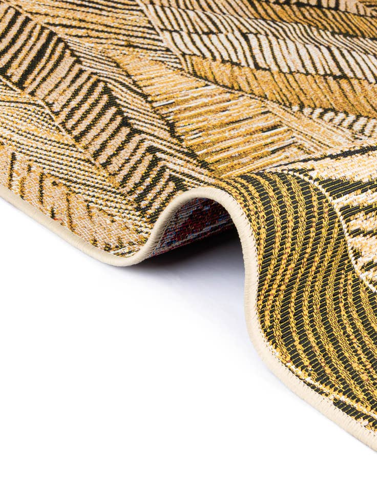 Detail image of  7' 10 x 11'  Washable Botanical Indoor / Outdoor Rug