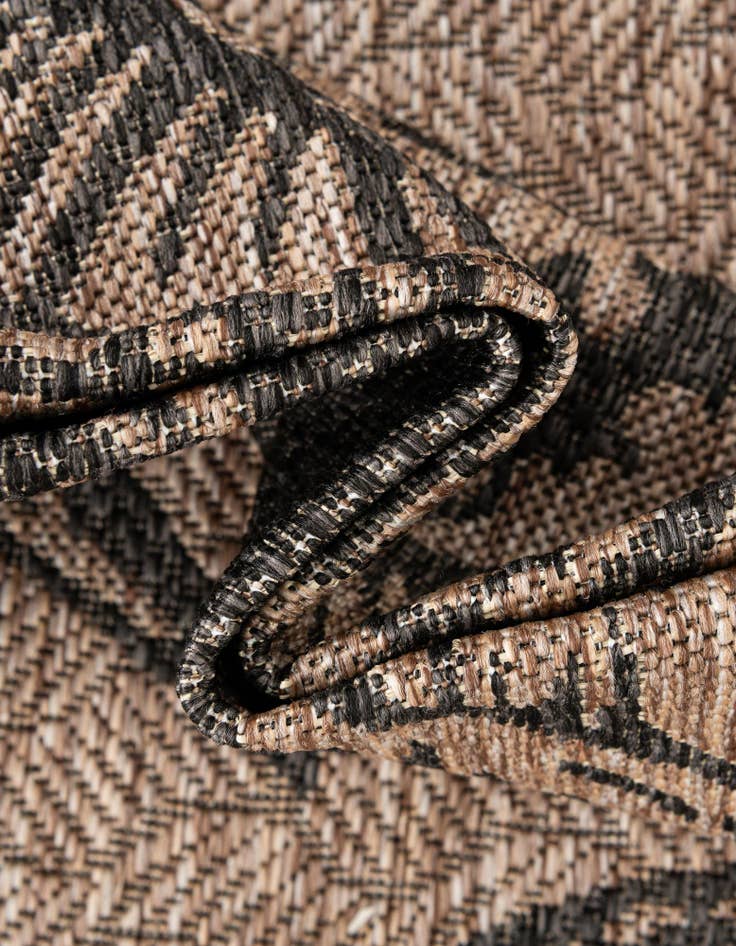 Detail image of  2' 7 x 12'  Washable Coastal Indoor / Outdoor Runner Rug