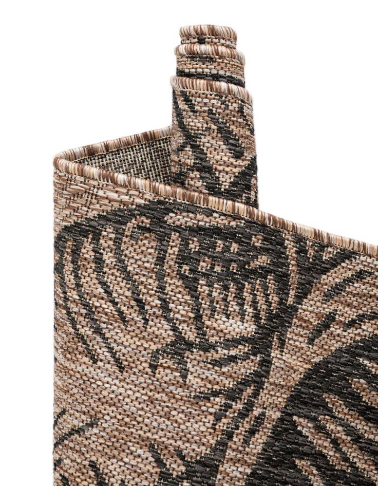 Detail image of  2' 7 x 12'  Washable Coastal Indoor / Outdoor Runner Rug