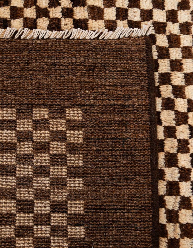 Detail image of 3' 10 x 5' 9 Hand Knotted Darya Wool Rug