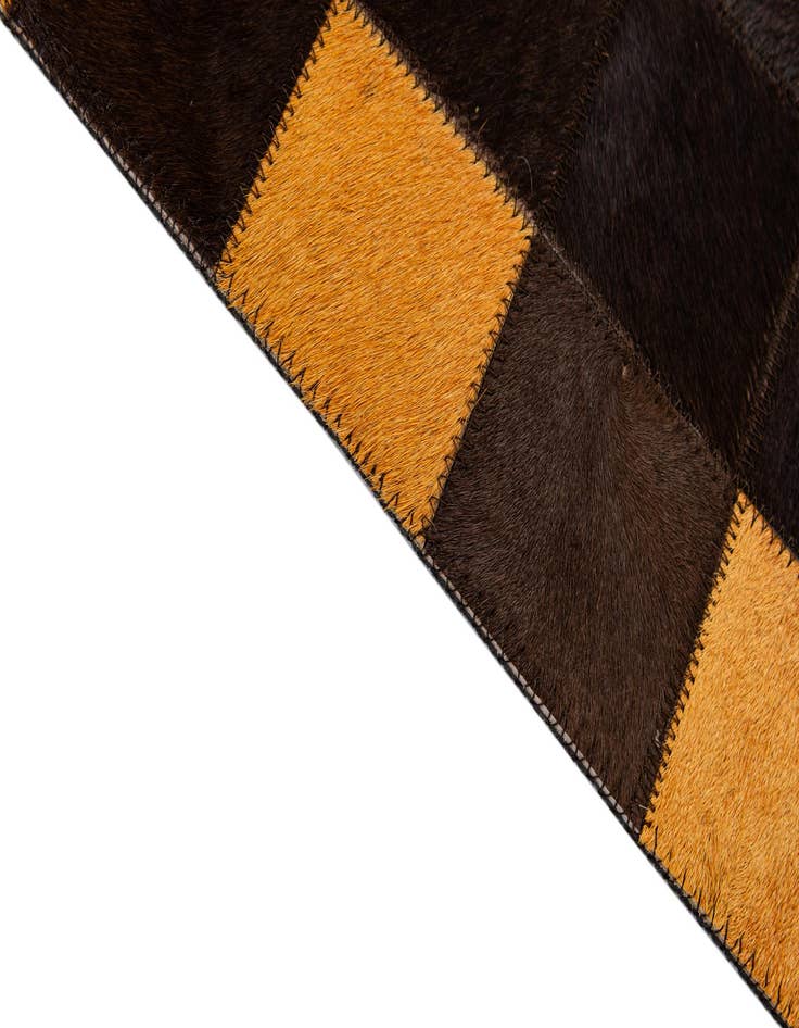 Detail image of  5' 2 x 8' Cowhide - Patchwork Rug