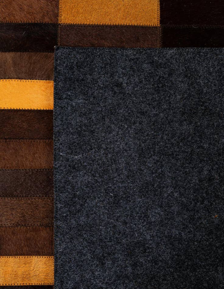 Detail image of  5' x 7' 11 Cowhide - Patchwork Rug