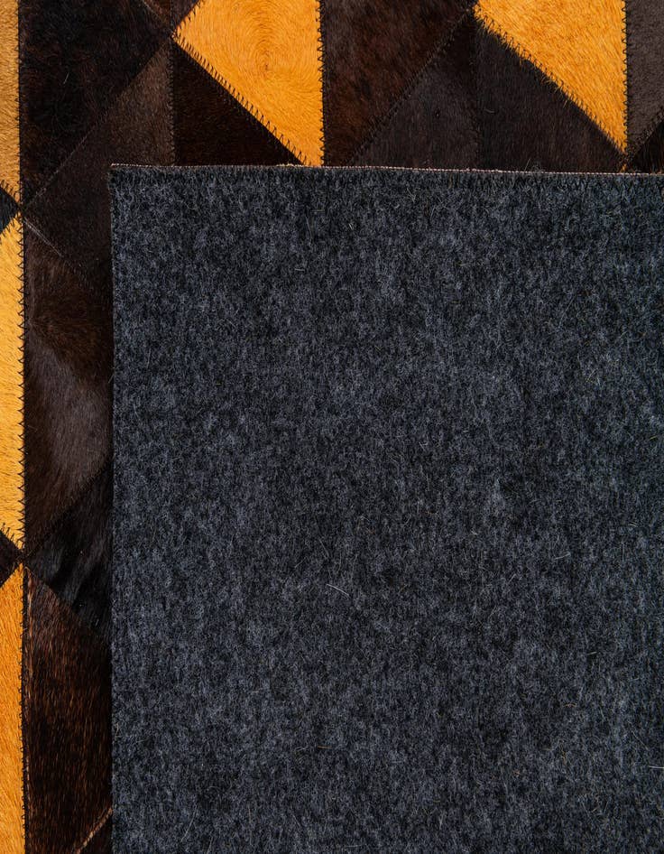 Detail image of  5' x 8' 1 Cowhide Stocks Rug