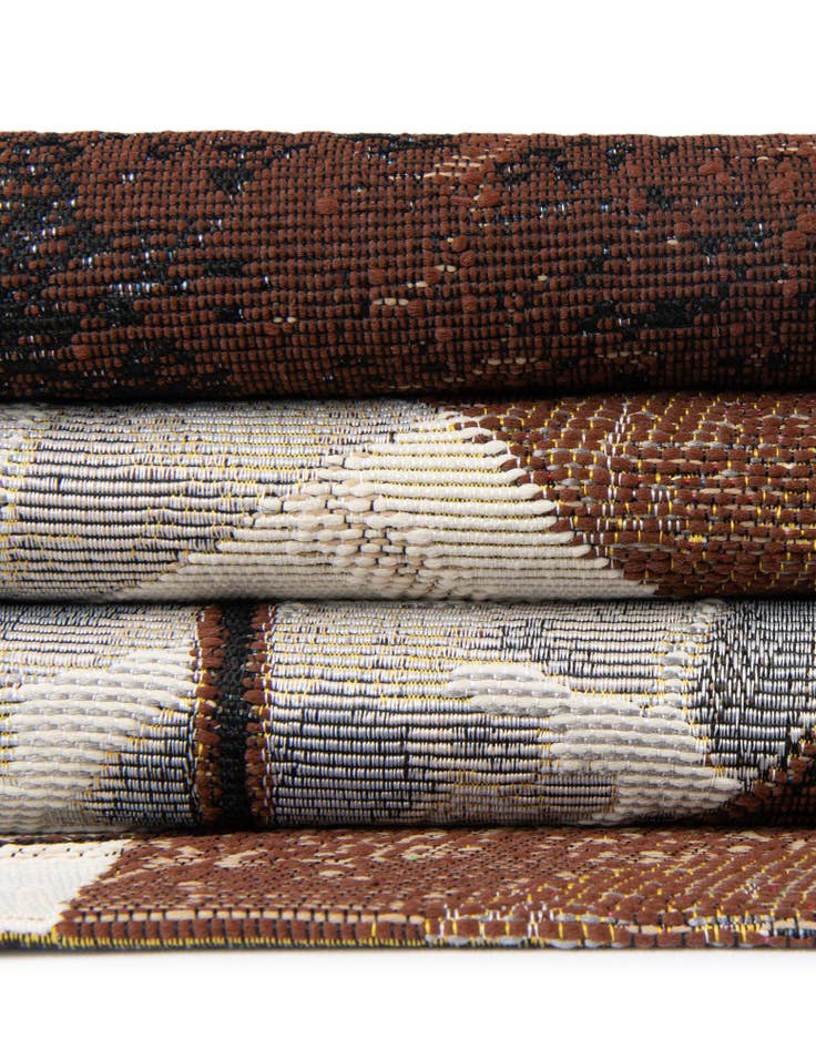 Detail image of  4' x 4'  Washable Modern Indoor / Outdoor Round Rug