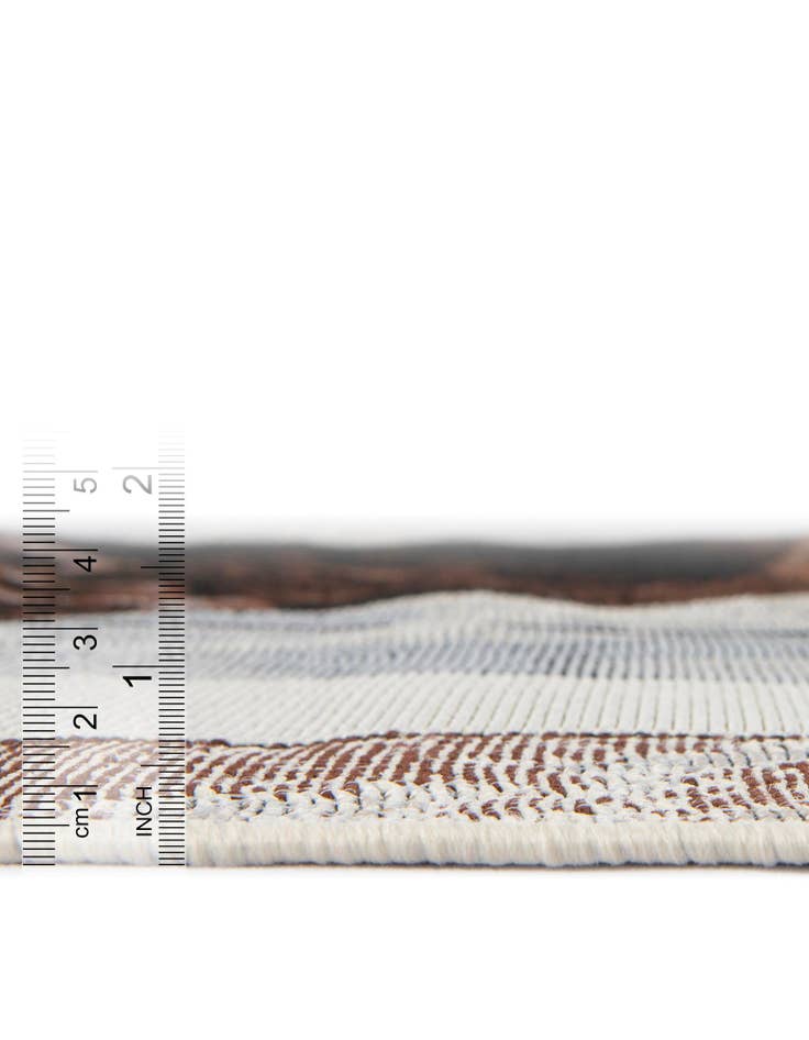 Detail image of  8' x 8'  Washable Modern Indoor / Outdoor Square Rug