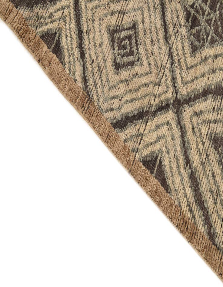 Detail image of  8' x 10' 2  Hand Knotted Darya Wool Rug