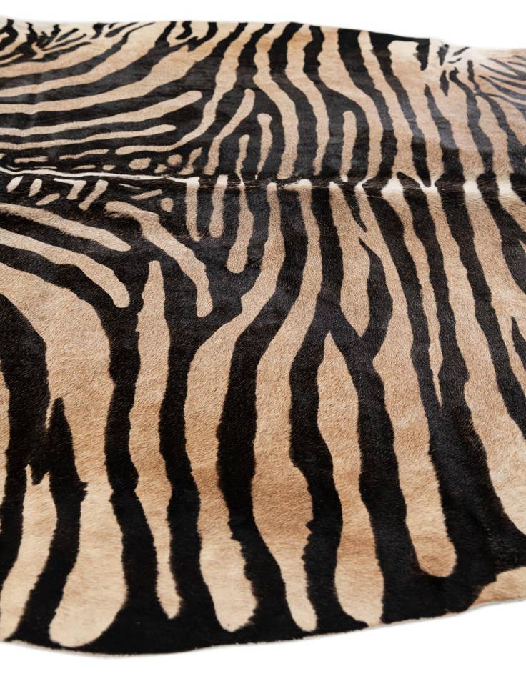 Detail image of  6' x 6' 6 Cowhide Leather Freeform Rug