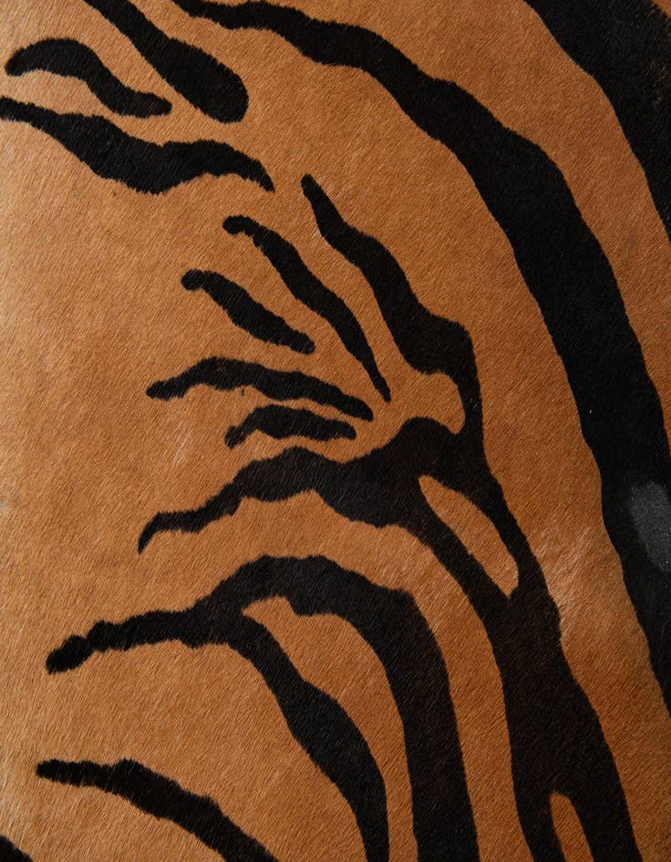 Detail image of  6' 5 x 7' Cowhide Leather Freeform Rug