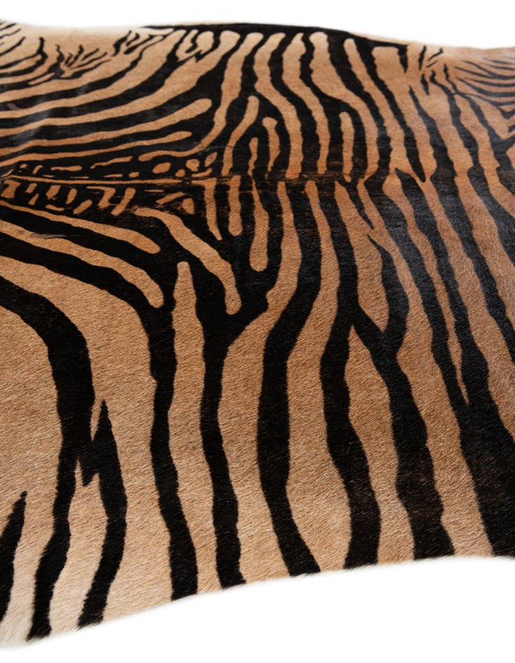 Detail image of  6' 5 x 7' Cowhide Leather Freeform Rug