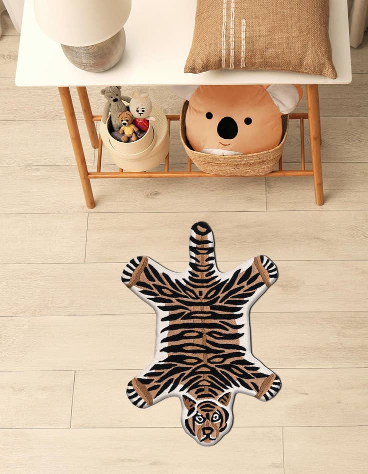 Detail image of  4' 1 x 6' 1 Playtime Kids Wool Freeform Rug