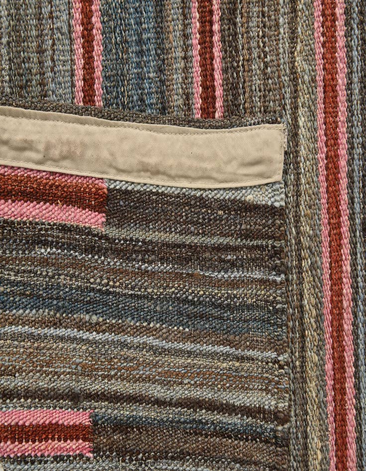 Detail image of  4' 3 x 6'  Hand Woven Kilim Modern Wool Rug