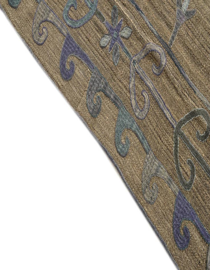 Detail image of  5' 2 x 6' 3  Hand Woven Kilim Suzani Wool Rug