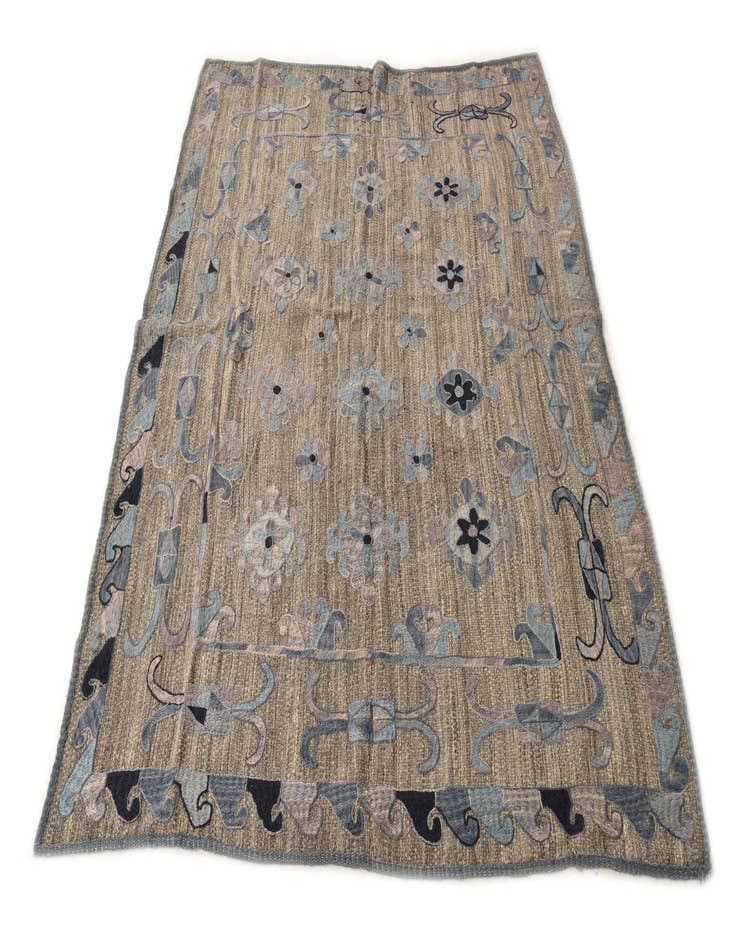 Detail image of  5' 2 x 6' 1  Hand Woven Kilim Suzani Wool Rug