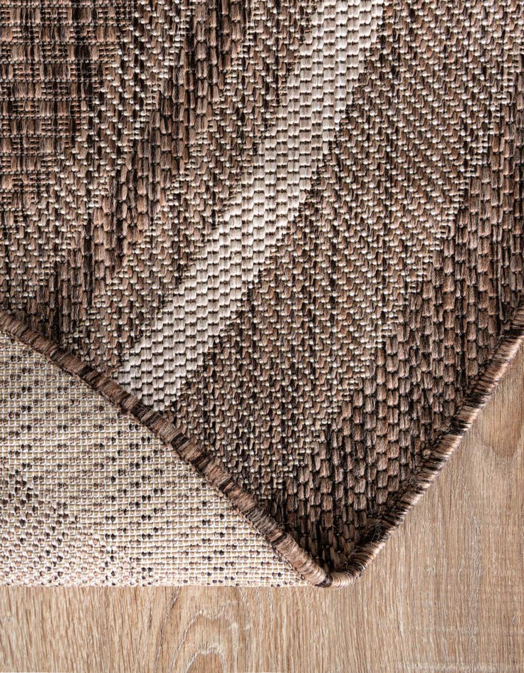 Detail image of  2' 7 x 4'  Washable Border Indoor / Outdoor Hearth Rug