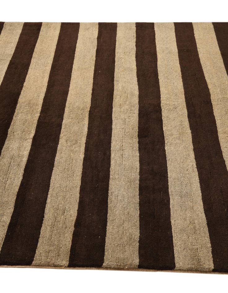 Detail image of  5' 4 x 8' 7  Hand Knotted Modern Ziegler Wool Rug