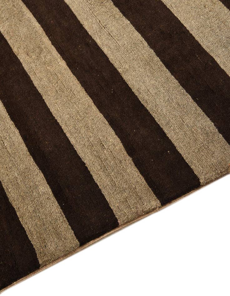 Detail image of  5' 4 x 8' 7  Hand Knotted Modern Ziegler Wool Rug