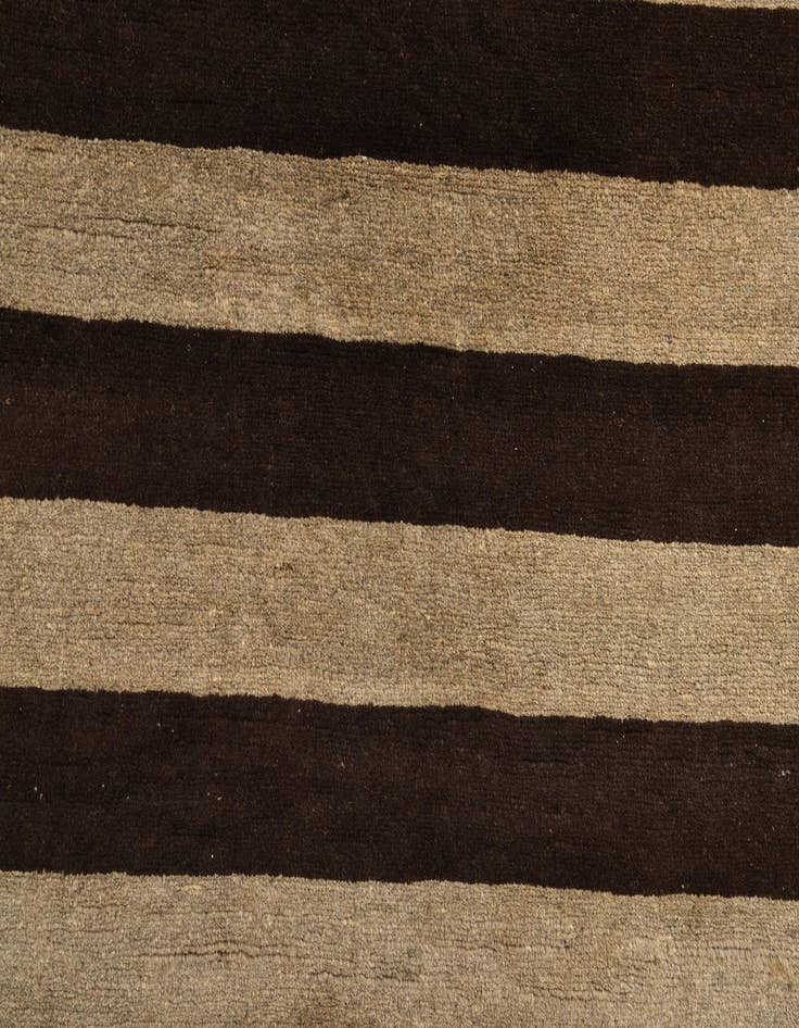 Detail image of  5' 4 x 8' 7  Hand Knotted Modern Ziegler Wool Rug
