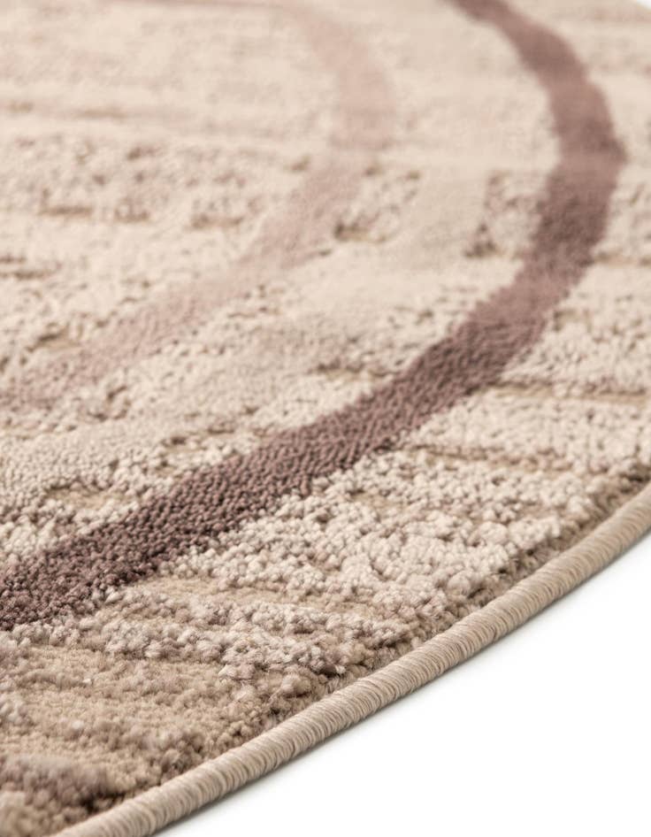 Detail image of  8' x 10' Oasis Oval Rug