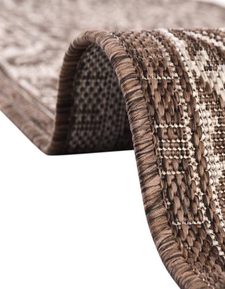 Detail image of  3' x 5' 3  Washable Aztec Indoor / Outdoor Oval Rug